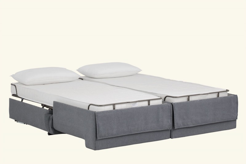 SOFÁS CAMA DE LA MARCA CRUCES EN EL HOTEL REGINA DE MADRID Sofas